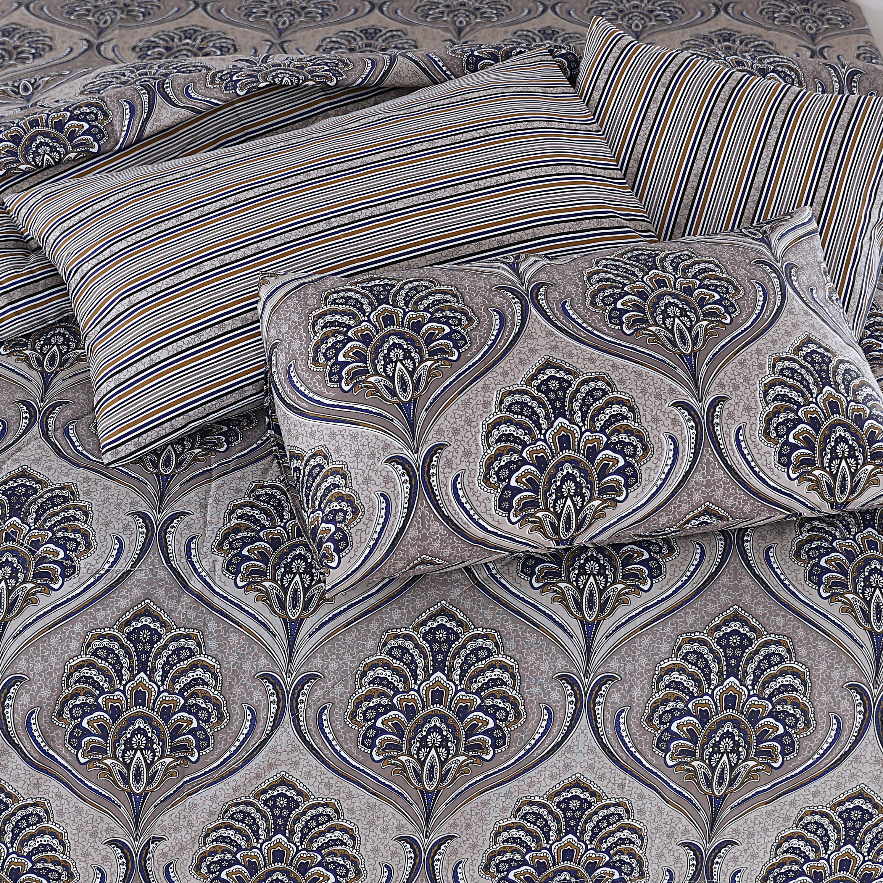 7 Pcs Comforter Set King Size Design KCC 26