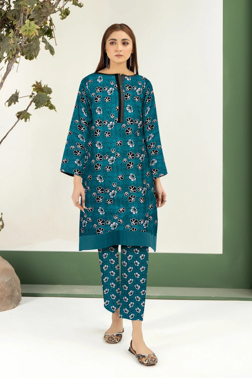 2 Piece – Cotton Digital Print Suit ( Design LS2)